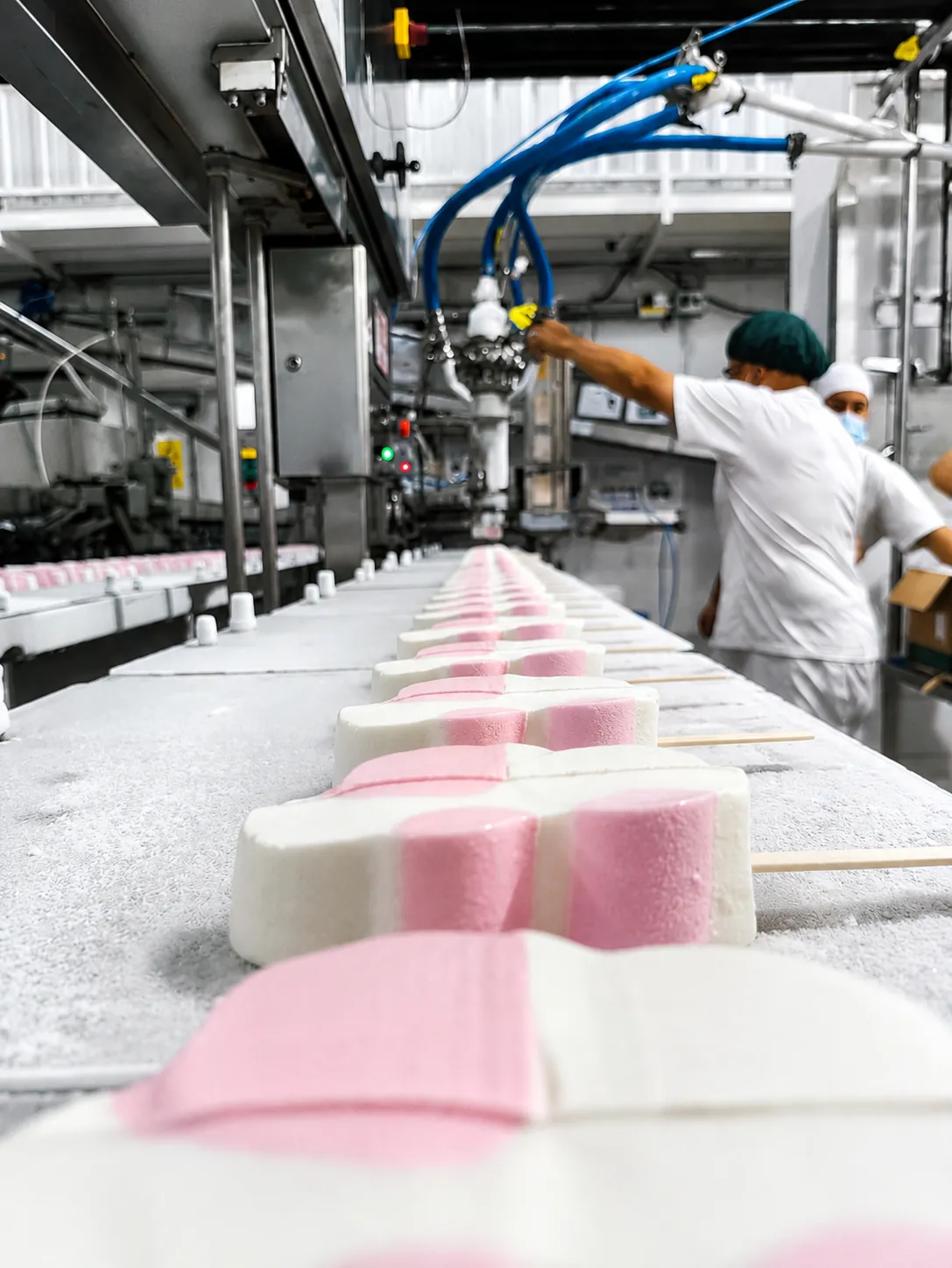 Conos de helado en producción Monthelado